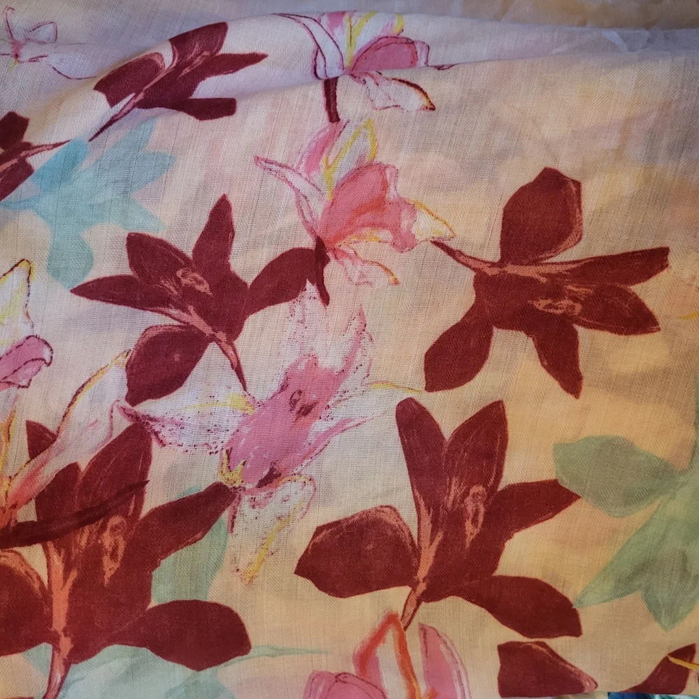 Floral Lightweight Scarf